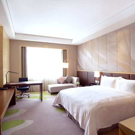 Hai Tian Expo Hotel Qingdao Exterior photo